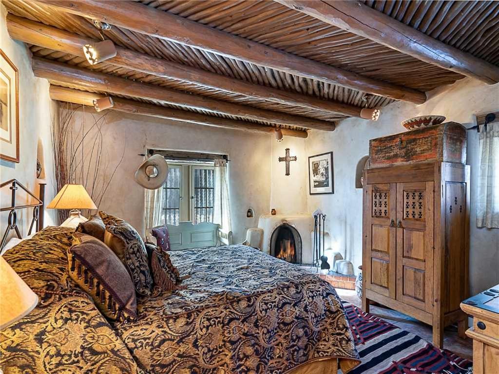 Holiday home Cowboy On The Acequia, 2 Bedrooms, Fireplaces, Washer/dryer, Sleeps 4